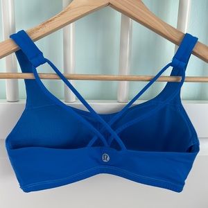 Lululemon free to be bra